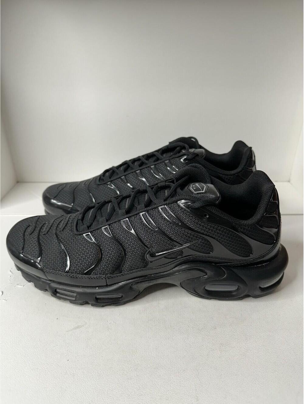 Nike Air Max Plus ‘Triple Black’ Men’s Size 13 BNIB